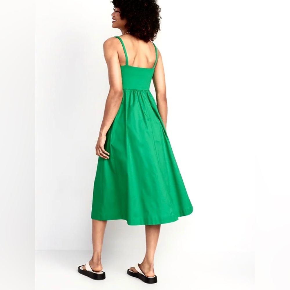 Elegant Green Sleeveless Dress